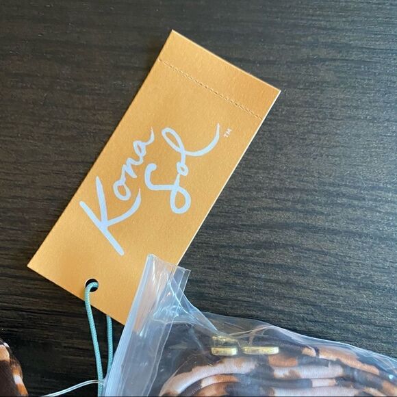 Kona Sol Bandeau Bikini Top Animal Print Plus NWT adjustable straps attachable - Picture 5 of 6